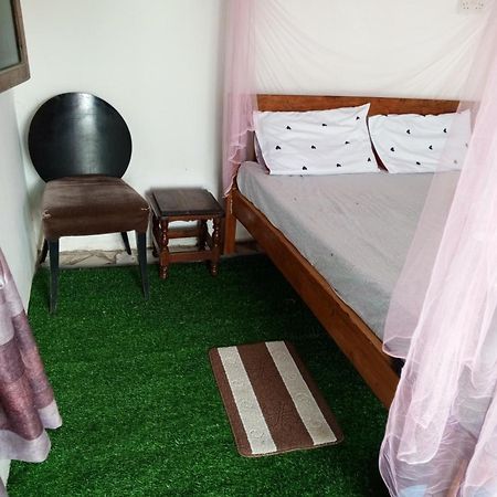 Mikocheni Home Stay Dár Al-Szalám Kültér fotó
