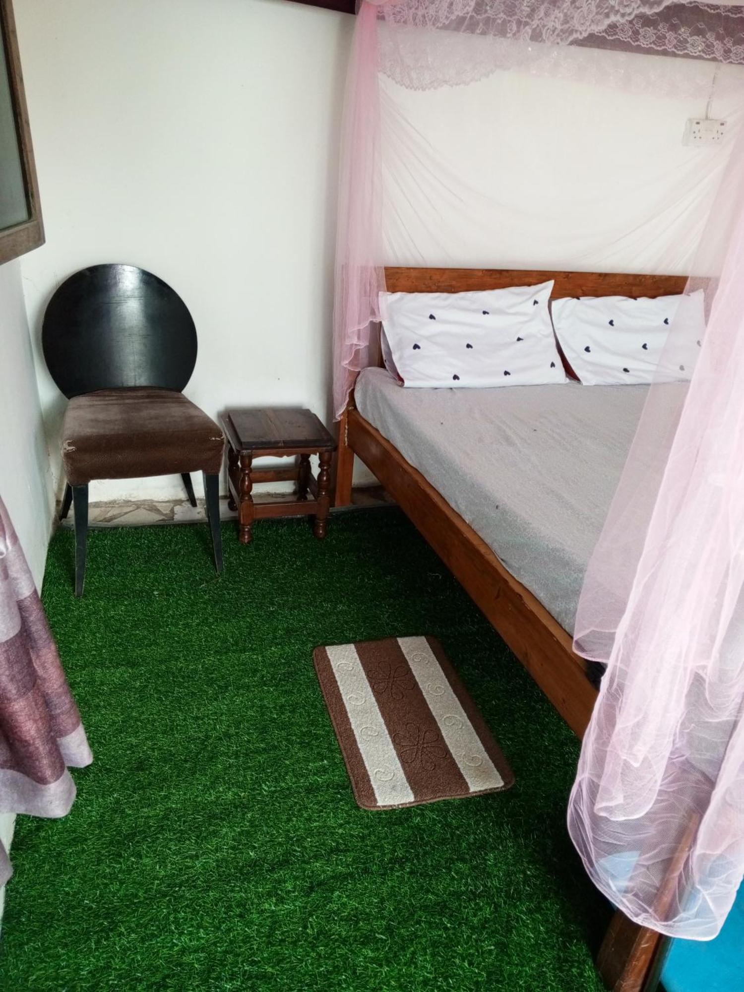 Mikocheni Home Stay Dár Al-Szalám Kültér fotó